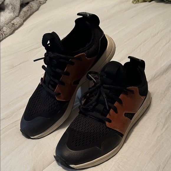 Black and Brown Men\'s Sneakers main image 4